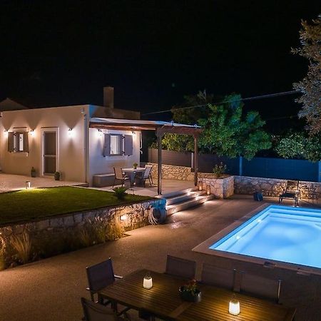 Van Louis Place Vathí Dış mekan fotoğraf