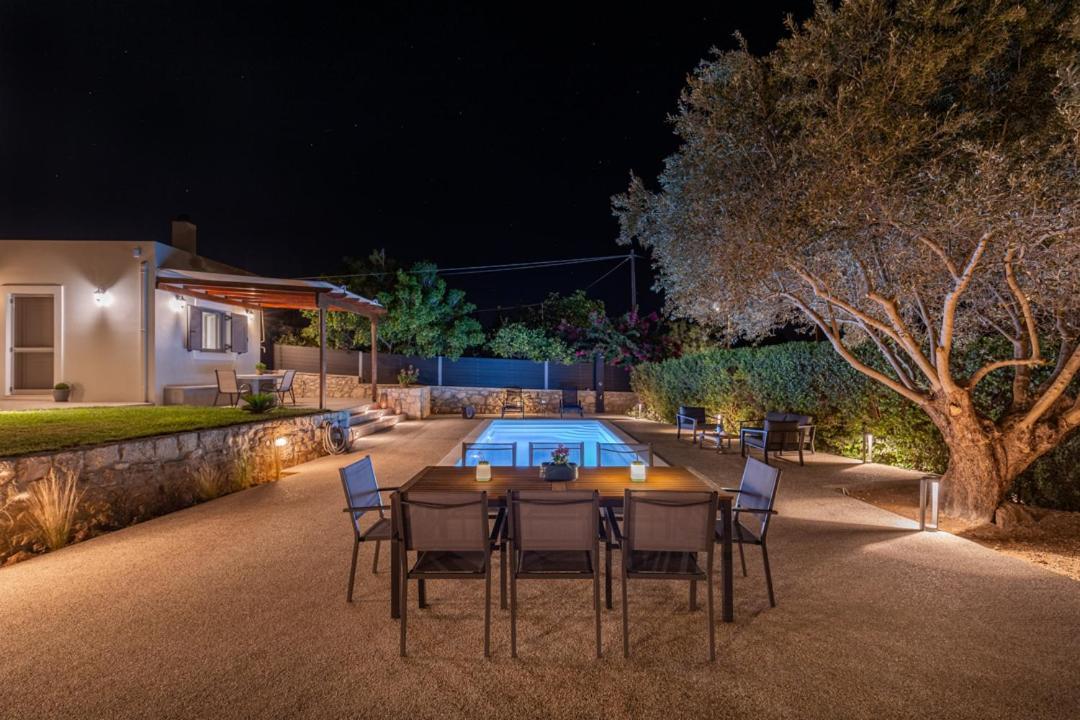 Van Louis Place Vathí Dış mekan fotoğraf