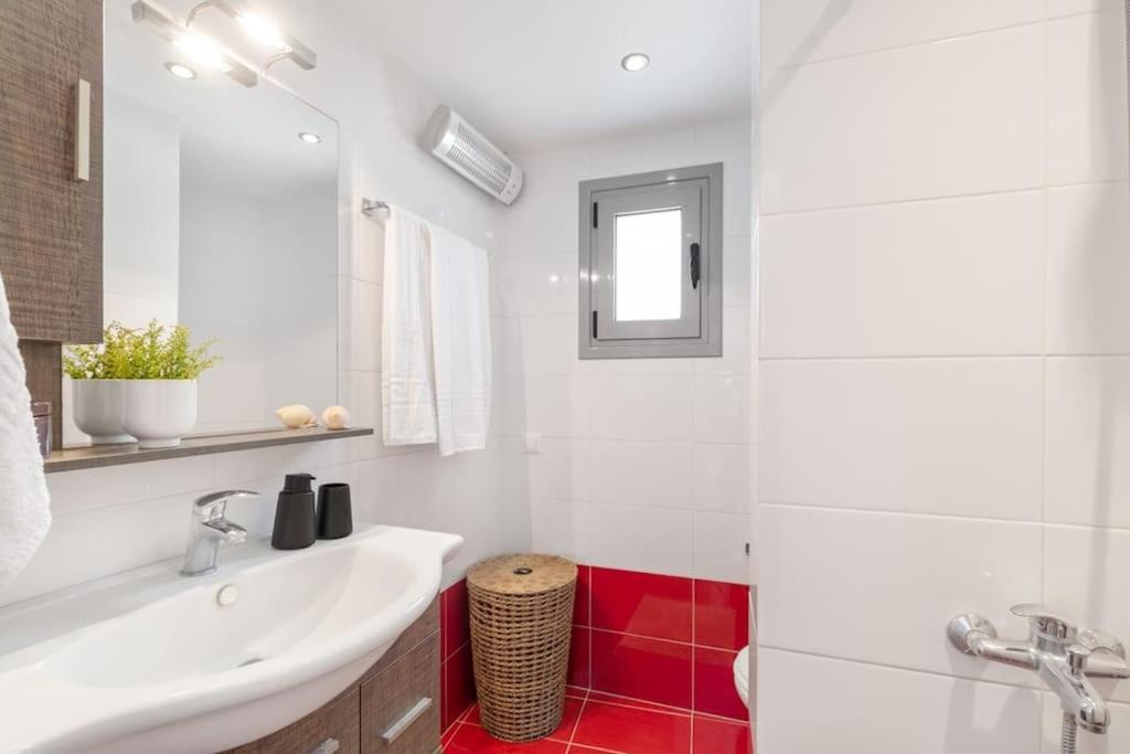 Van Louis Place Vathí Dış mekan fotoğraf