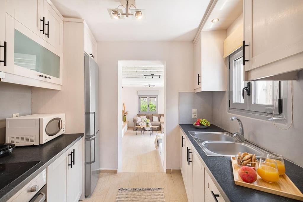 Van Louis Place Vathí Dış mekan fotoğraf